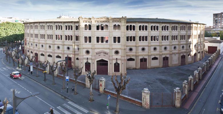 Frontal de la Plaza de Murcia